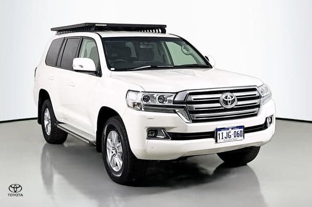 2020 Toyota Landcruiser GXL in White