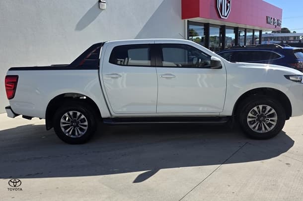 2023 Mazda BT-50 XT in Other