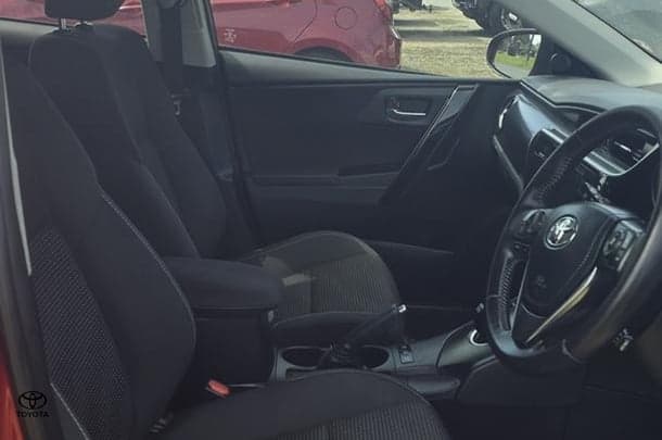 2018 Toyota Corolla Hybrid in Red