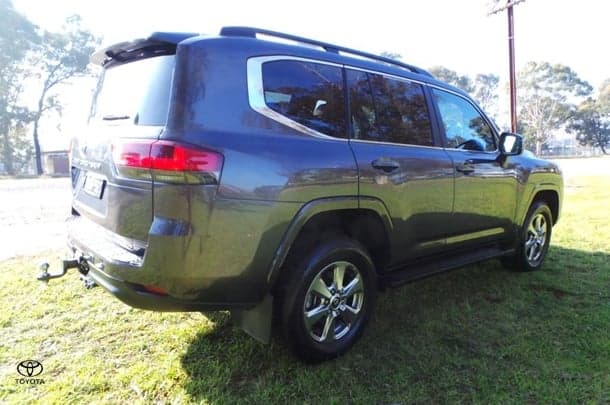 2022 Toyota Landcruiser VX in Grey