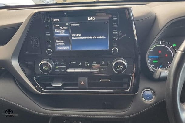 2022 Toyota Kluger GX in Silver