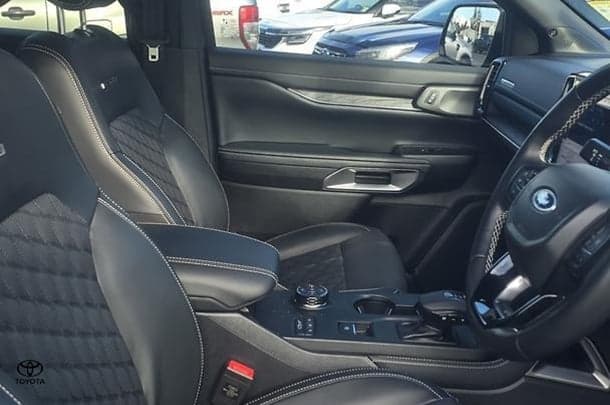 2025 Ford Ranger Platinum in Grey
