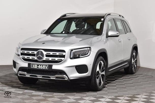 2021 Mercedes-Benz GLB-Class GLB250 in Iridium Silver