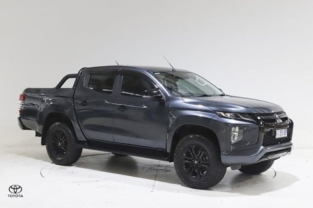 2022 Mitsubishi Triton GSR in Grey