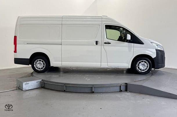 2021 Toyota Hiace Base in White