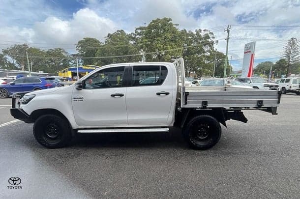 2022 Toyota Hilux SR in White