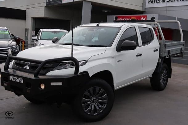 2022 Mitsubishi Triton GLX in White
