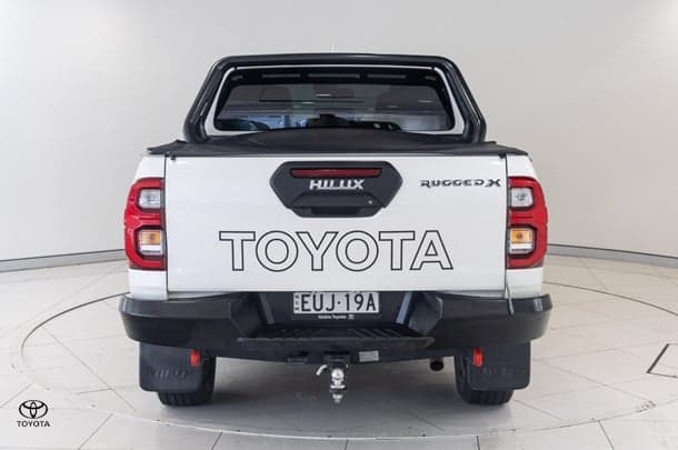 2022 Toyota Hilux Rugged X in White