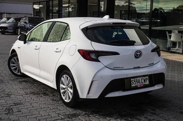 2023 Toyota Corolla Ascent Sport Hybrid in White