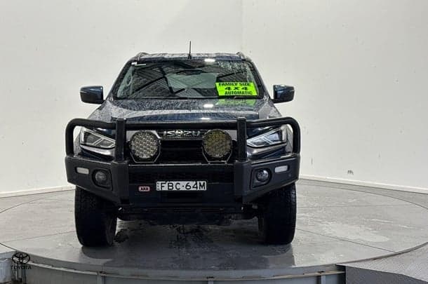 2023 Isuzu MU-X LS-U in Blue