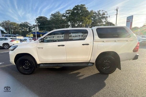 2021 Toyota Hilux SR in White