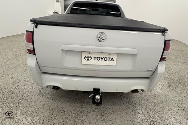 2016 Holden Ute SV6 Black in White