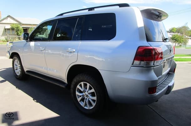 2020 Toyota Landcruiser VX in Silver