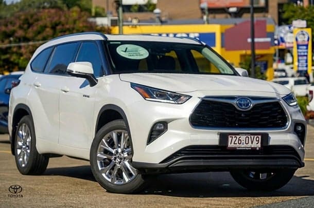 2024 Toyota Kluger AWD GRANDE in White