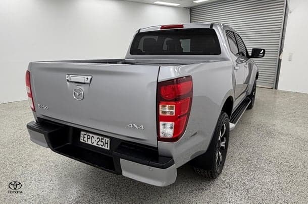 2021 Mazda BT-50 GT in Silver