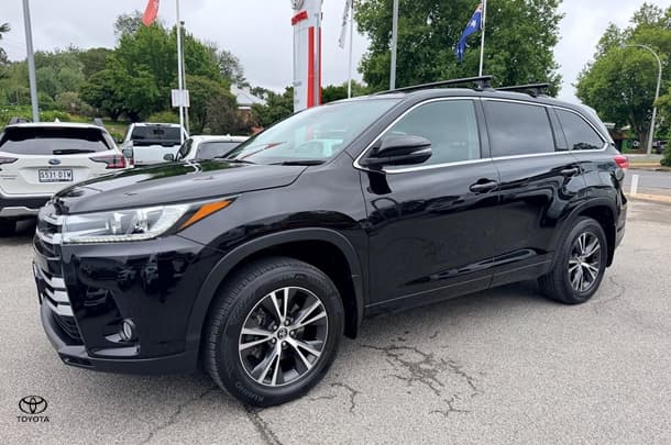 2019 Toyota Kluger GX in Black