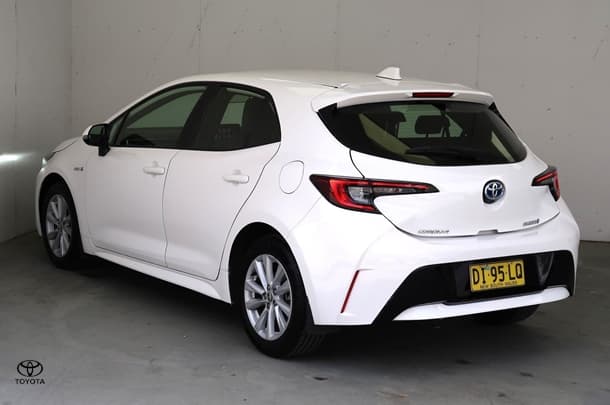 2023 Toyota Corolla Ascent Sport Hybrid in White