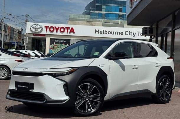 2024 Toyota bZ4X Base in White