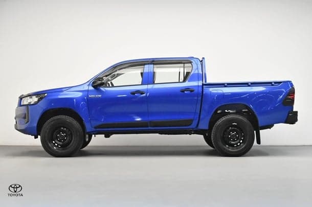 2024 Toyota Hilux Workmate in Blue