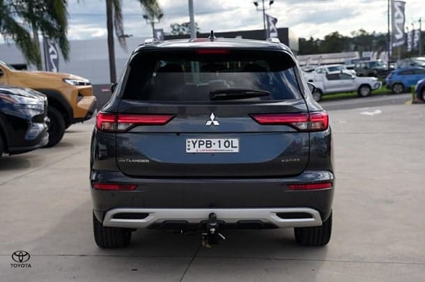 2024 Mitsubishi Outlander Aspire in Grey
