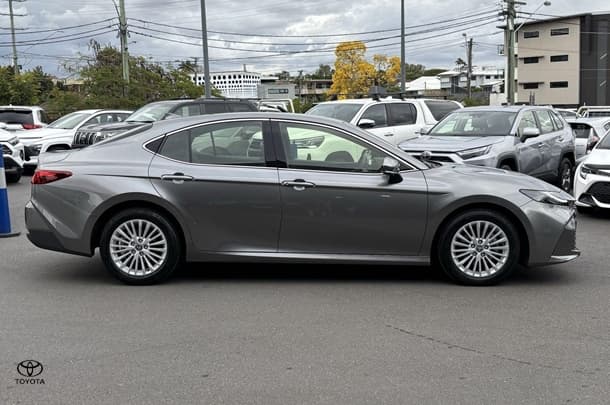 2026 Toyota Camry Ascent in Silver