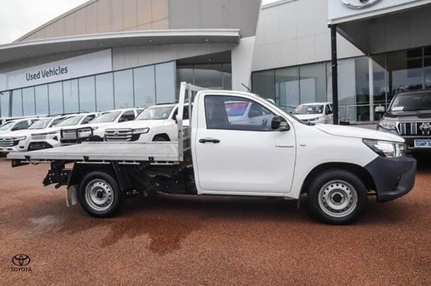 2016 Toyota Hilux Workmate in White