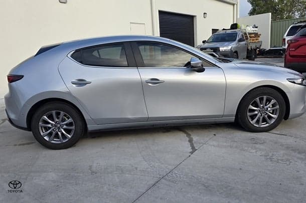 2021 Mazda 3 G20 Pure in Silver