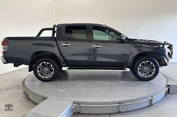 2022 Mitsubishi Triton GLS in Grey