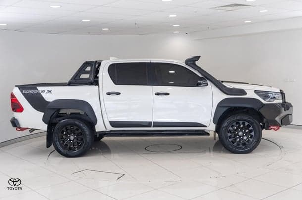 2022 Toyota Hilux Rugged X in White