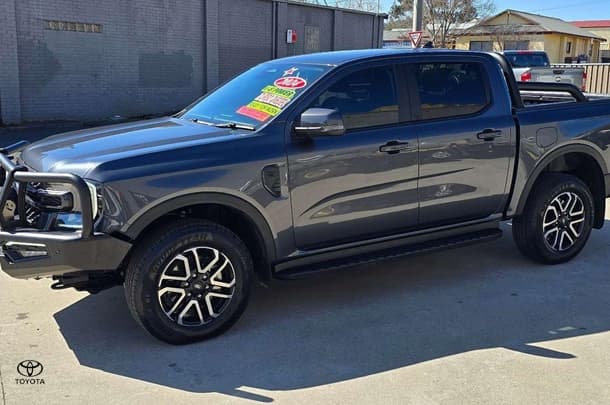 2024 Ford Ranger Sport in Grey