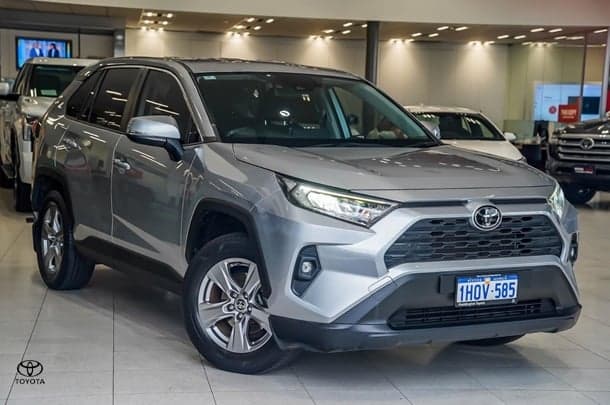 2022 Toyota RAV4 GX in Silver
