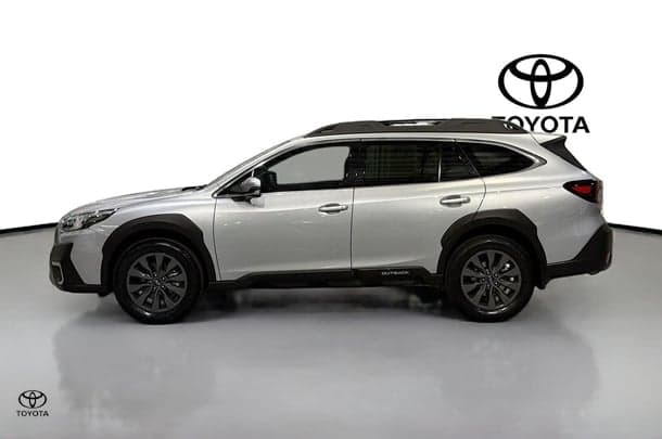 2023 Subaru Outback AWD in Silver