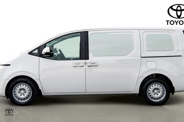 2022 Hyundai STARIA LOAD Base in Hino Standard White