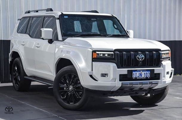 2024 Toyota Landcruiser Prado Kakadu in White
