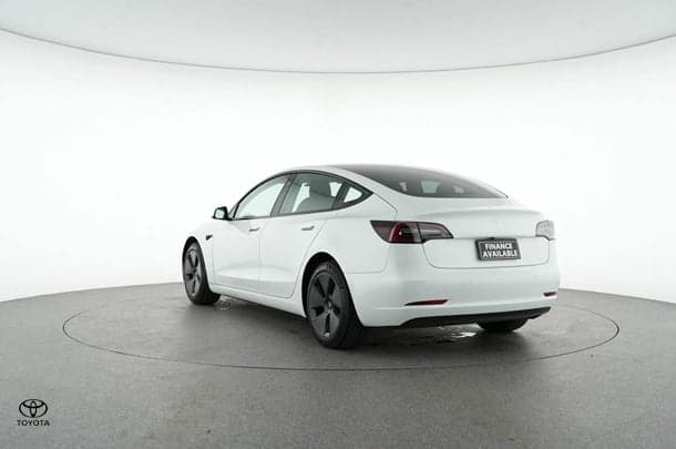 2021 Tesla Model 3 Rear-Wheel Drive in White