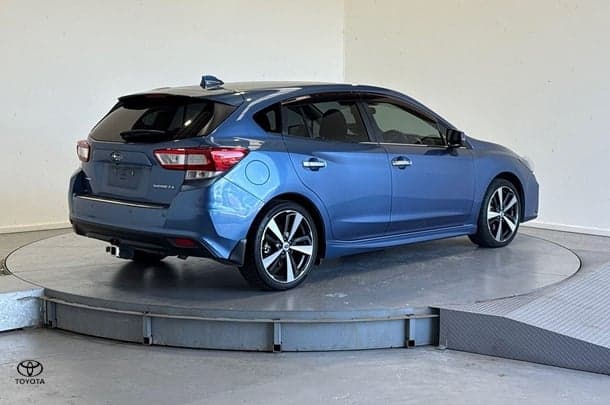 2019 Subaru Impreza 2.0i-S in Blue