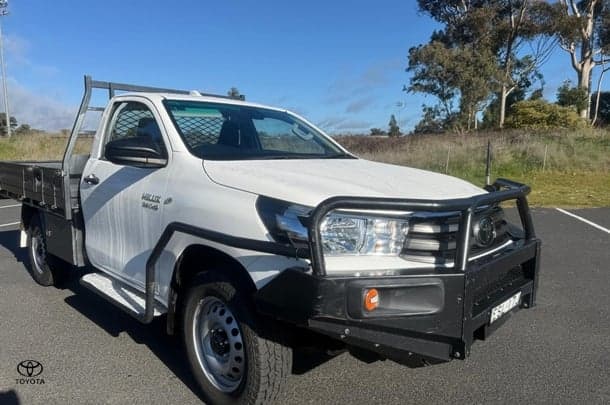 2022 Toyota Hilux SR in White