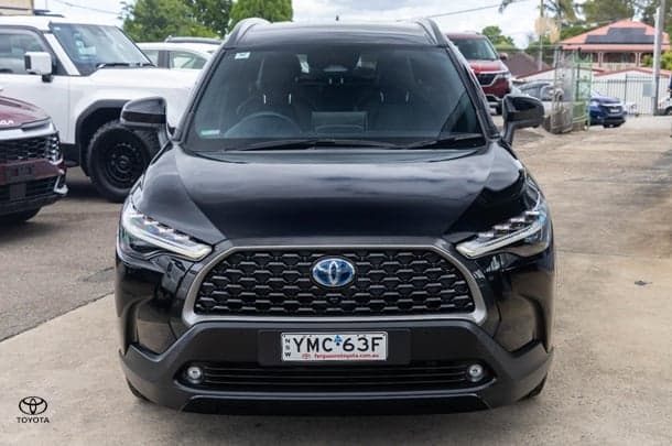 2022 Toyota Corolla Cross GXL in Black