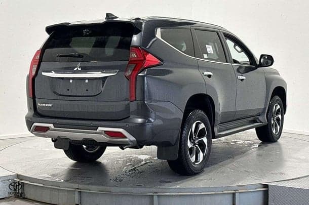 2024 Mitsubishi Pajero Sport Exceed in Grey
