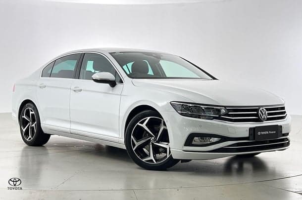 2022 Volkswagen Passat 140TSI Business in White