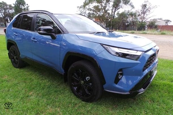 2025 Toyota RAV4 XSE in Blue