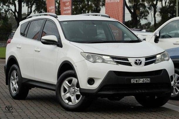 2013 Toyota RAV4 GX in White