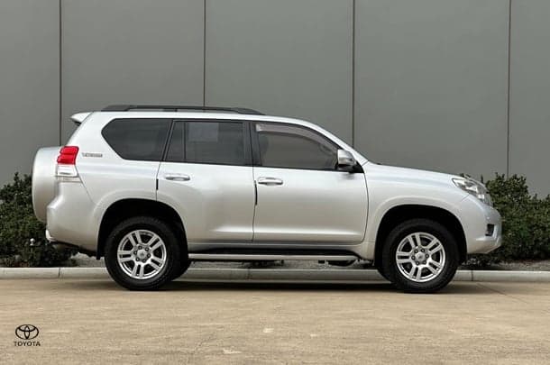 2010 Toyota Landcruiser Prado Kakadu in Silver