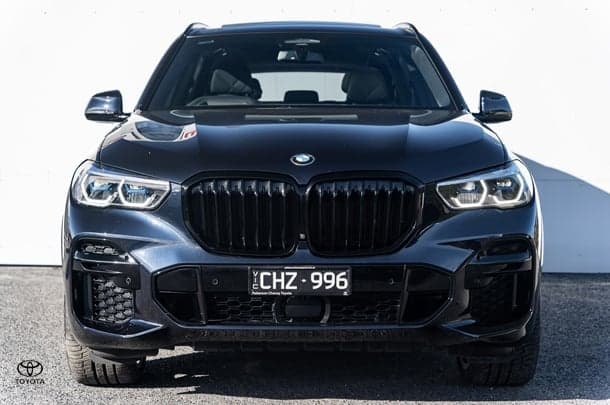 2022 BMW X5 M50i in Black