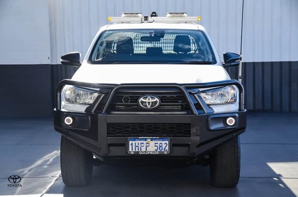 2022 Toyota Hilux SR in White