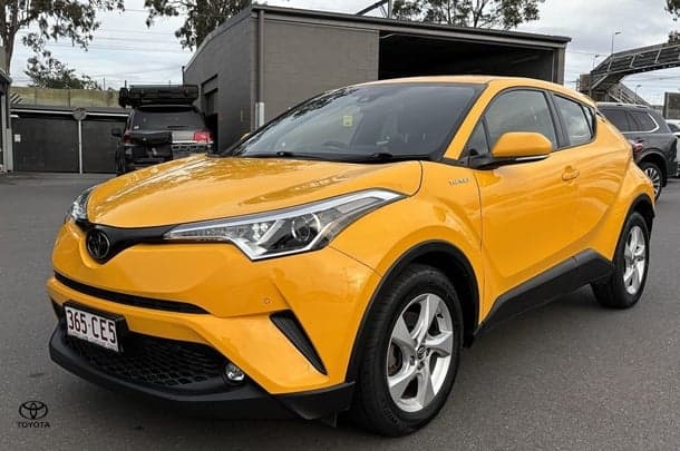 2019 Toyota C-HR Base in Yellow