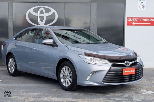 2017 Toyota Camry Altise in Blue