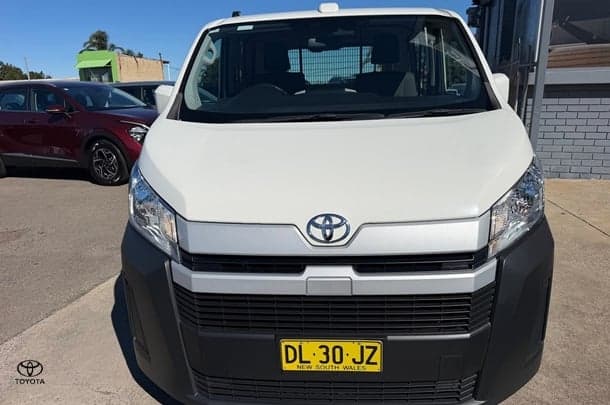 2024 Toyota Hiace Base in White