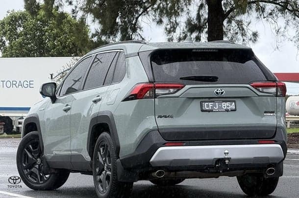 2023 Toyota RAV4 Edge AWD in Green