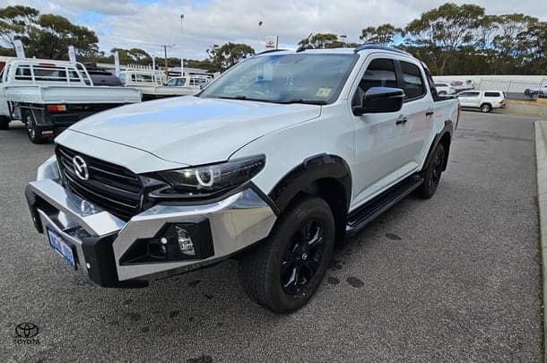 2023 Mazda BT-50 SP in Ice White